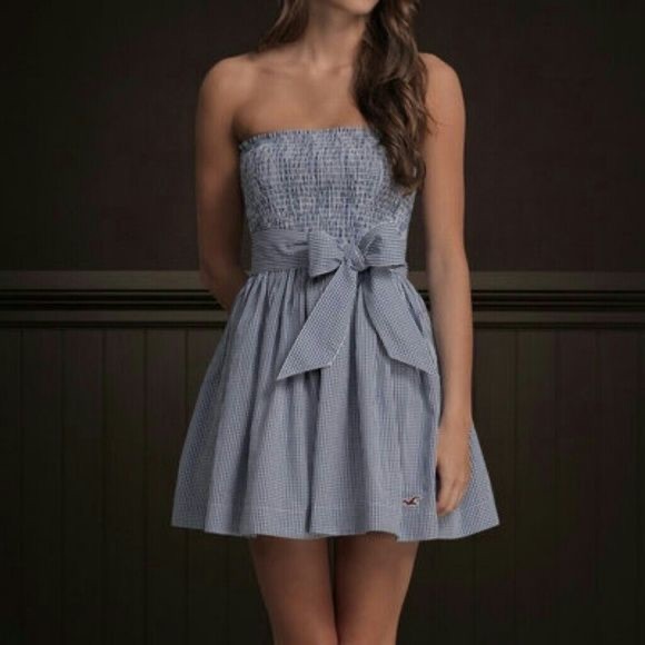Hollister Dresses & Skirts - Strapless Striped Dress w/ Bow